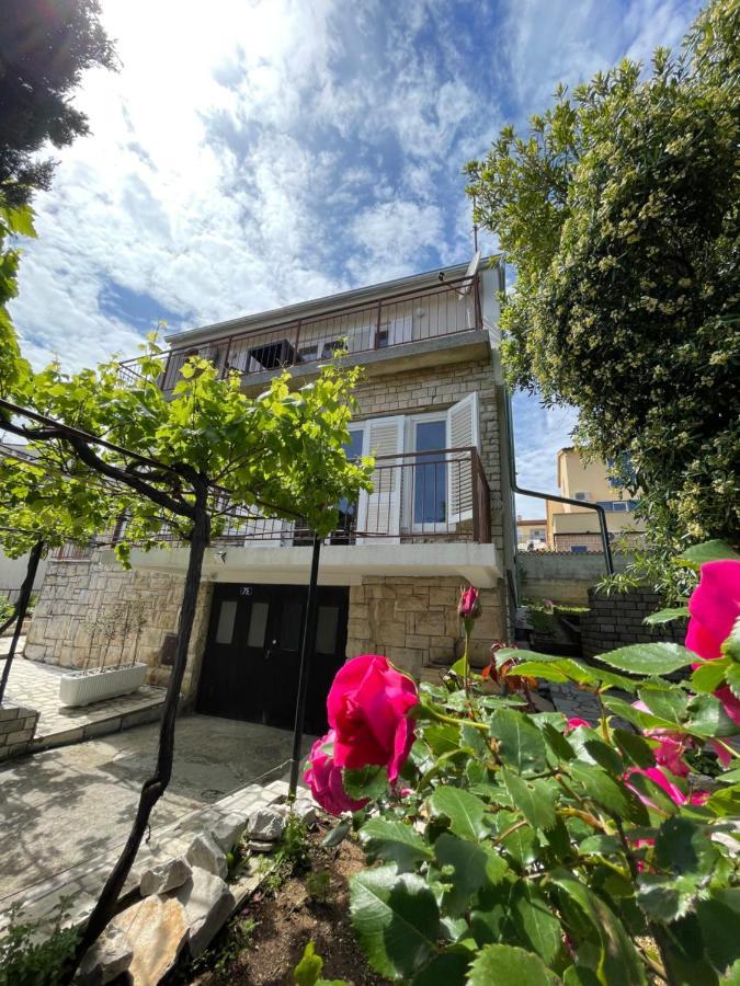 Apartment Tulip Премантура Екстер'єр фото